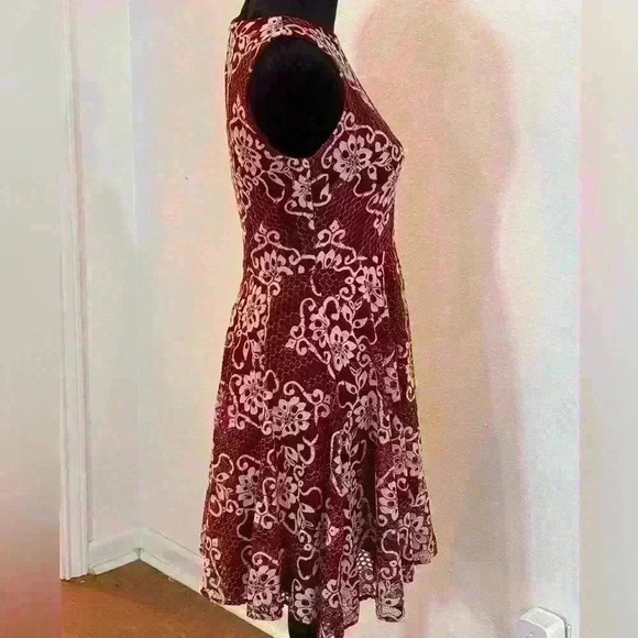 Gabby Skye Red & Pink Floral Dress - Picture 5 of 6